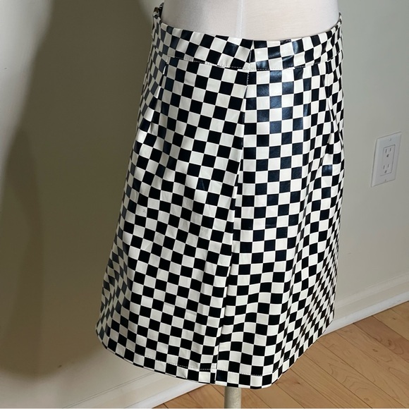 Retro 80s Style Checkered Black & White Vinyl Faux Leather Mini Skirt NWT ZAFUL - Picture 2 of 6